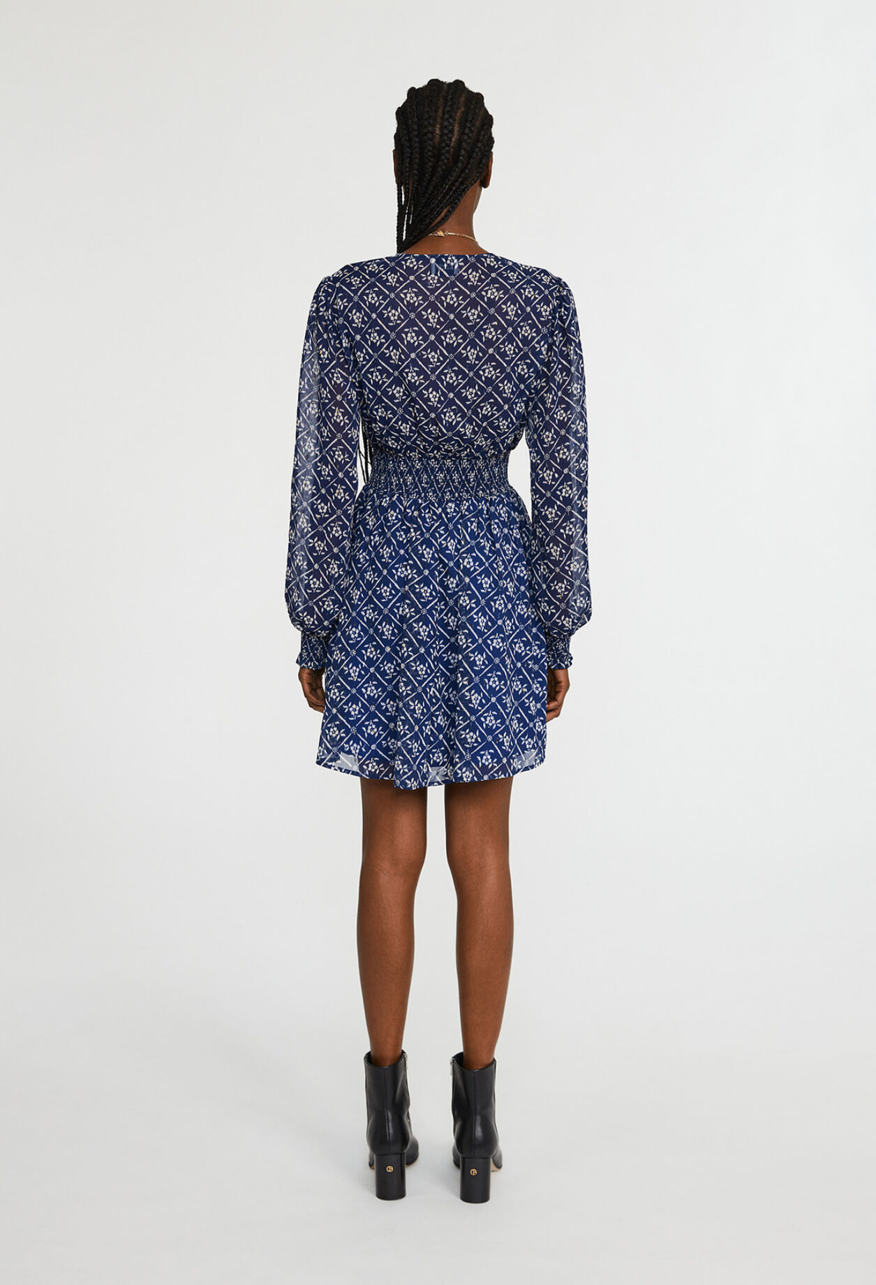 Robe courte à motif floral Robe courte à motif floral