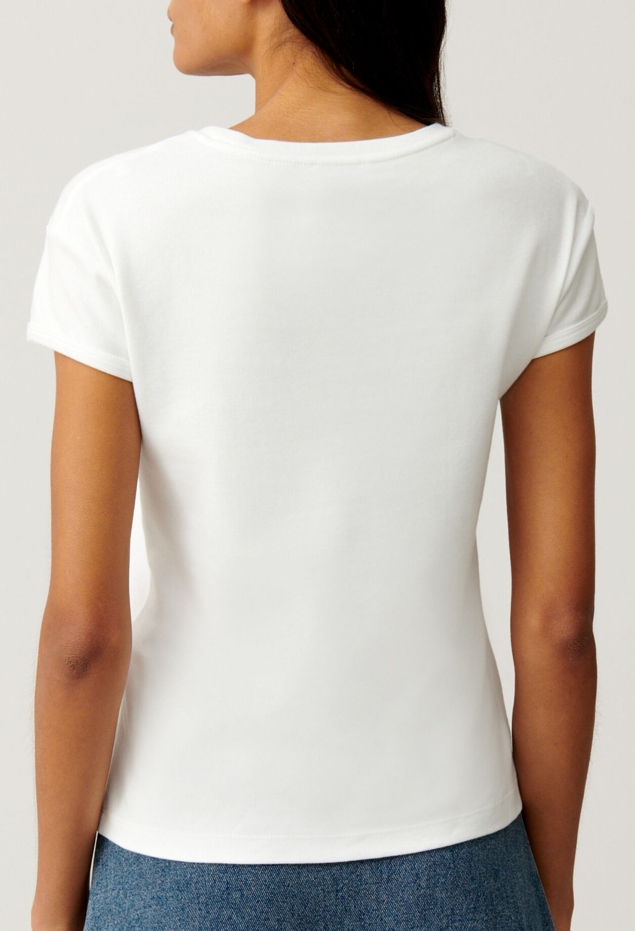Short-sleeved T-shirt
