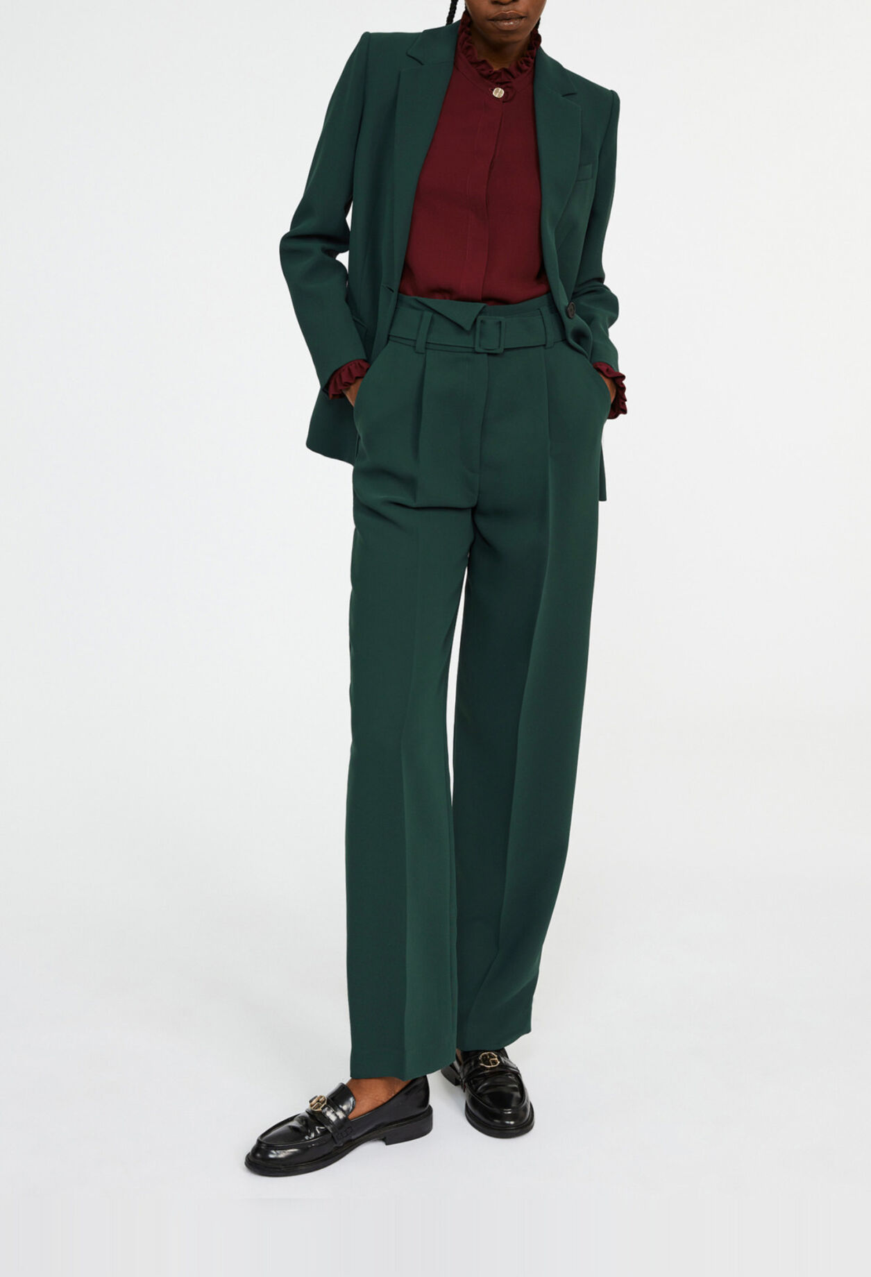 Veste vert forêt tailleur cintrée Veste vert forêt tailleur cintrée