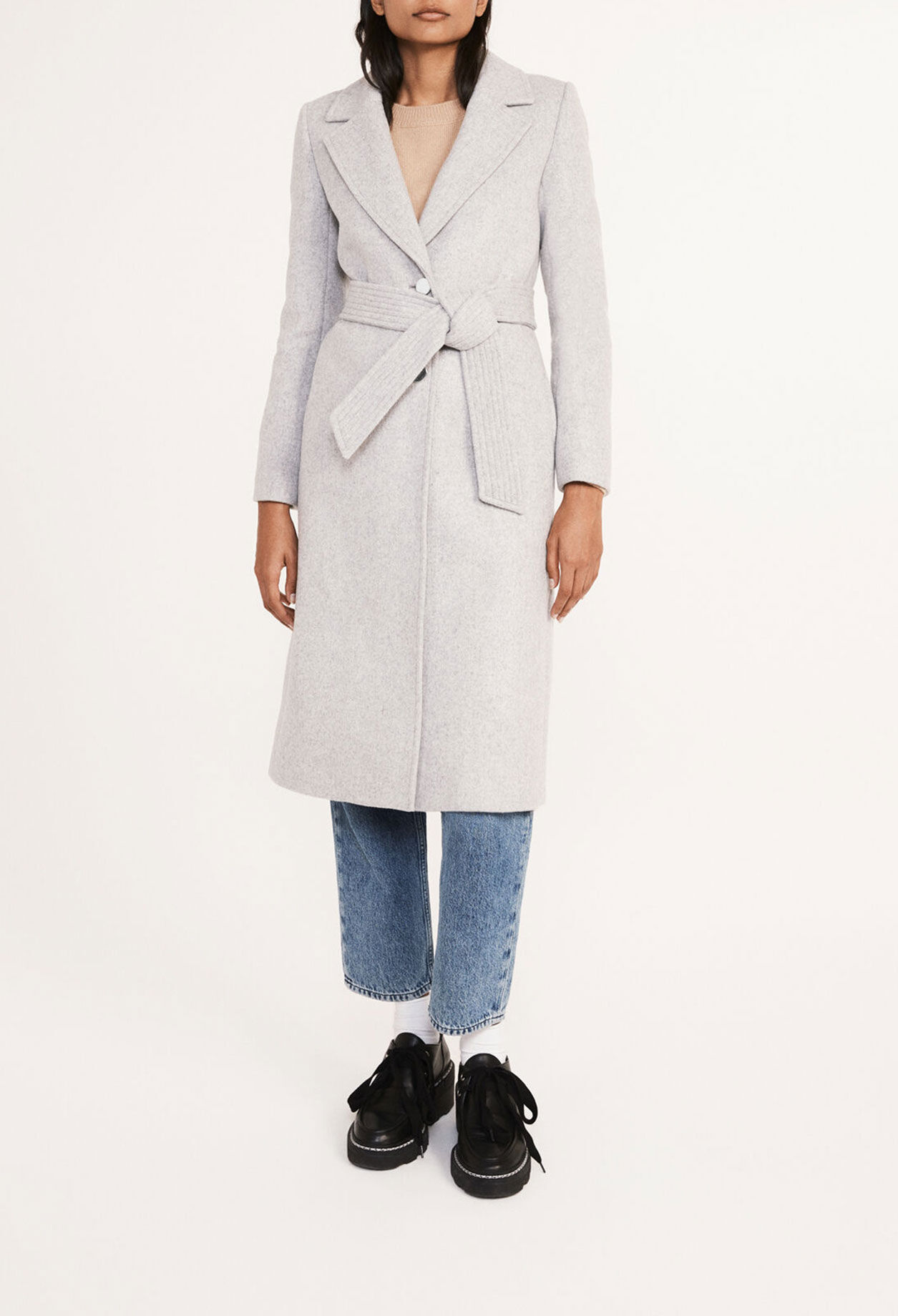 Mid-length coat Mid-length coat