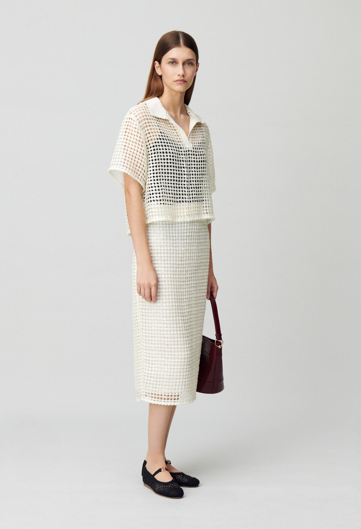 Short-sleeved crochet top