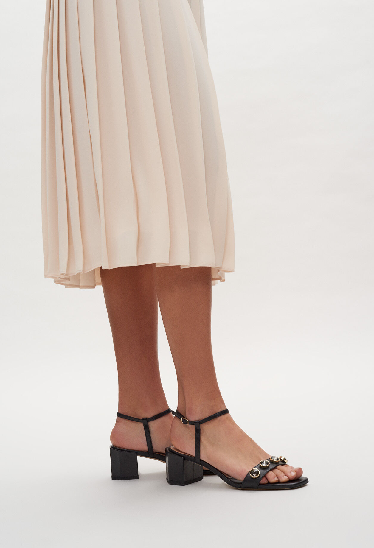 Summer sandals with square heels Summer sandals with square heels