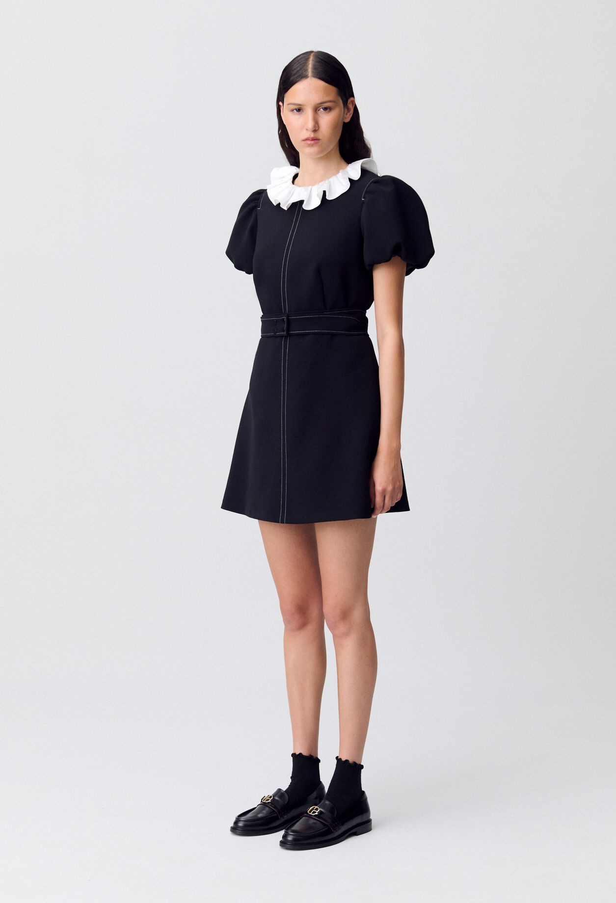 Short dress with collar Short dress with collar