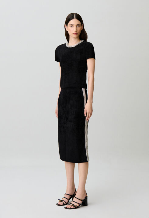 Short velvet-effect knit top