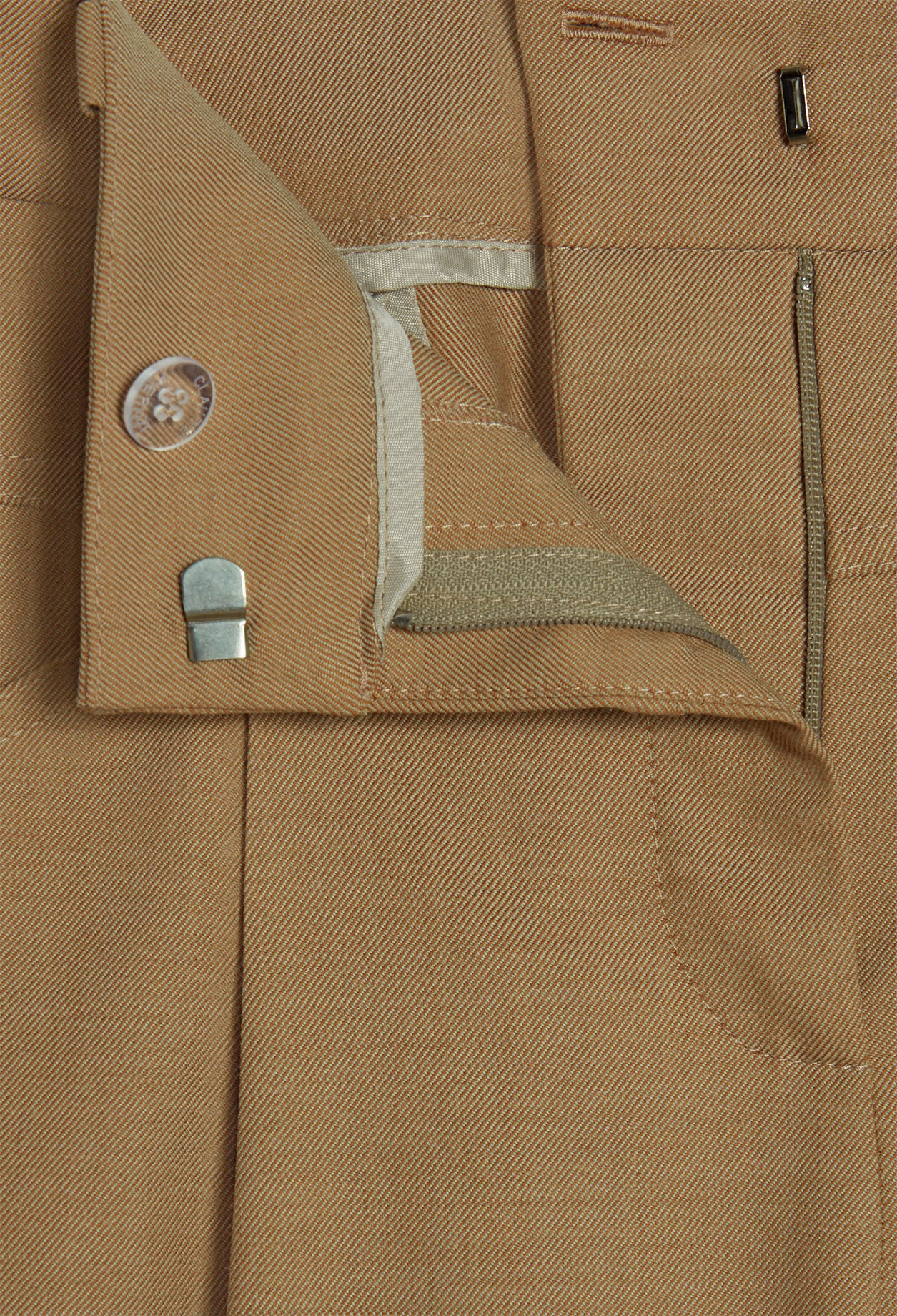 Trousers made from traceable wool