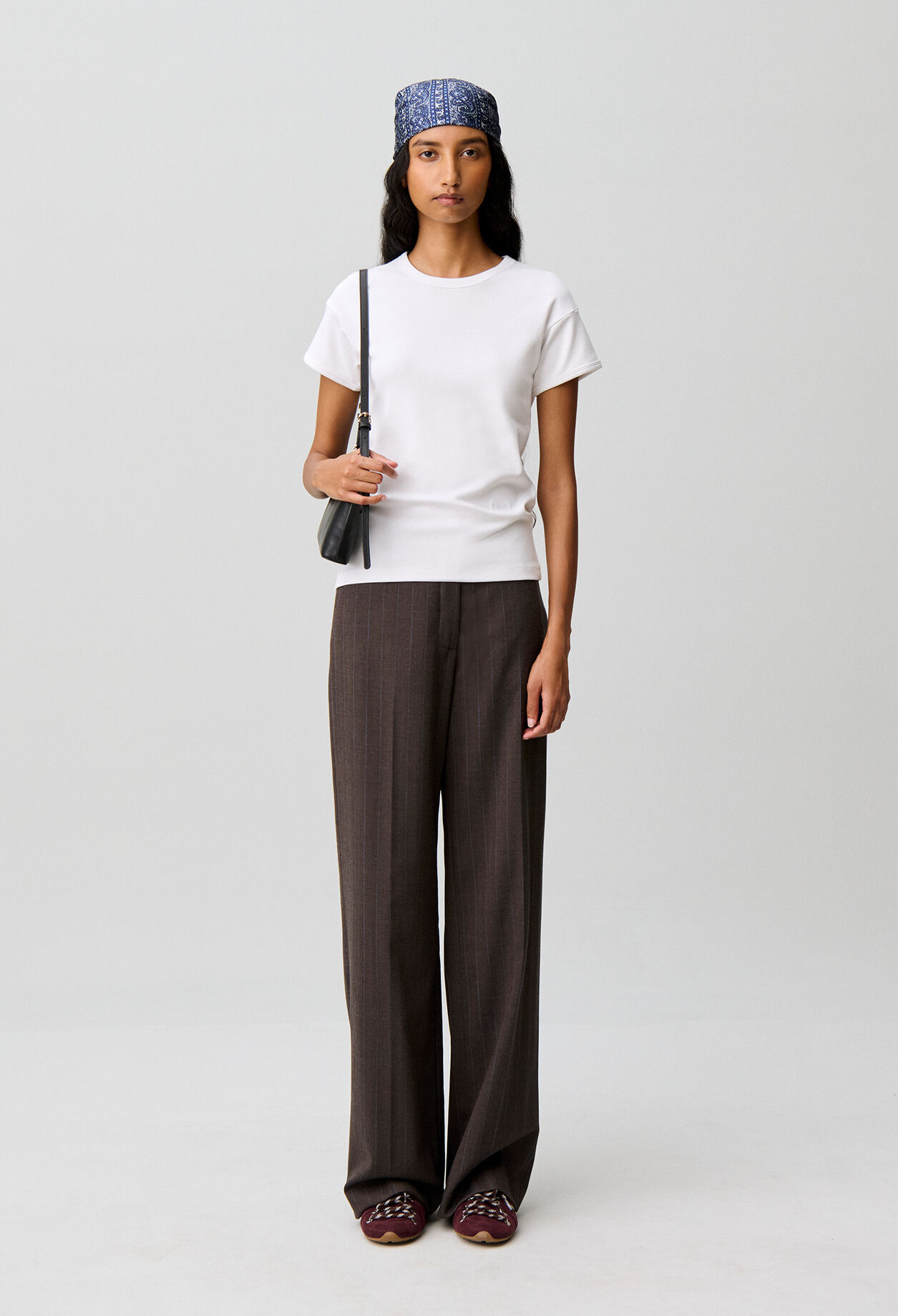 White short-sleeved T-shirt