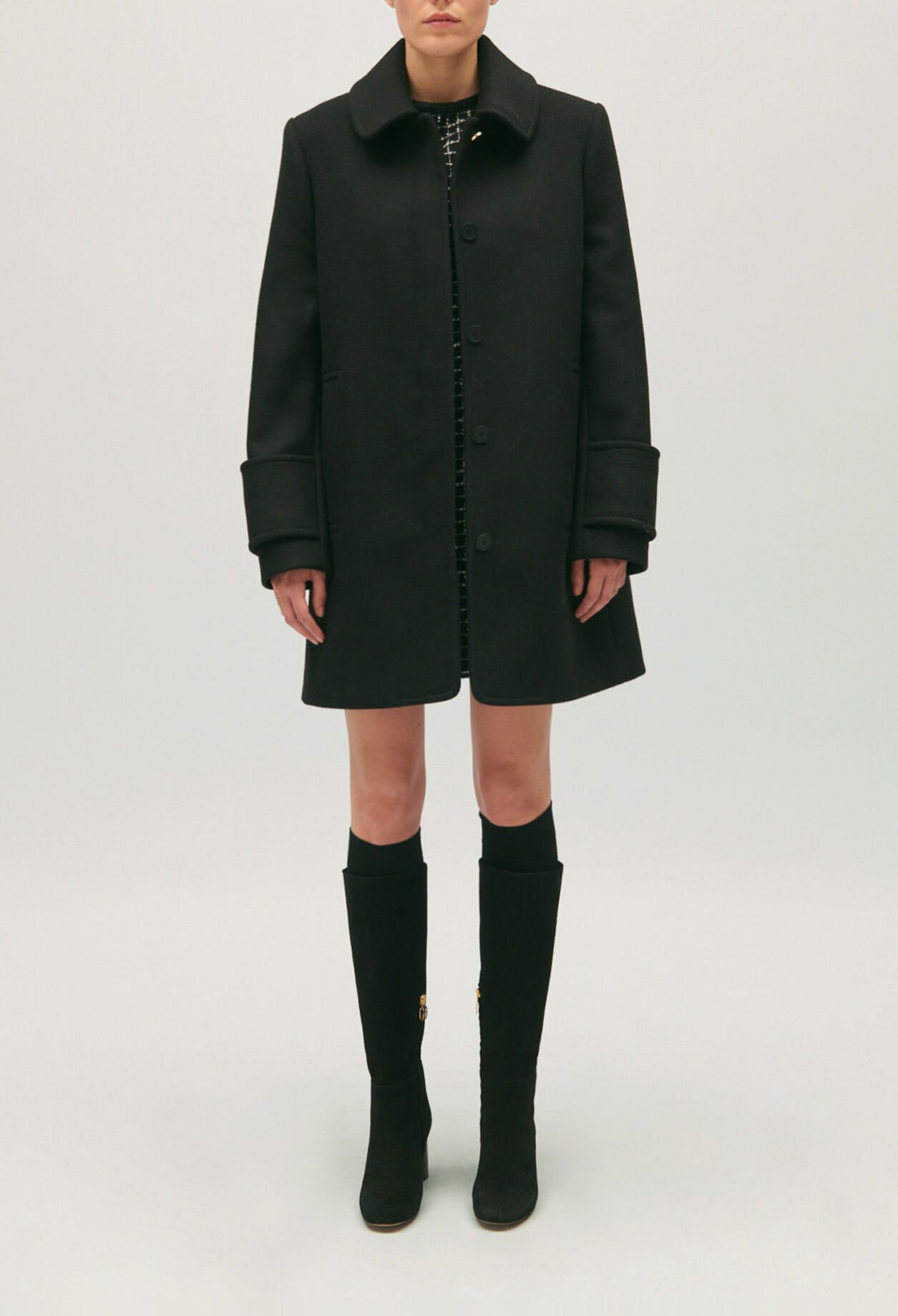 Peter Pan collared coat