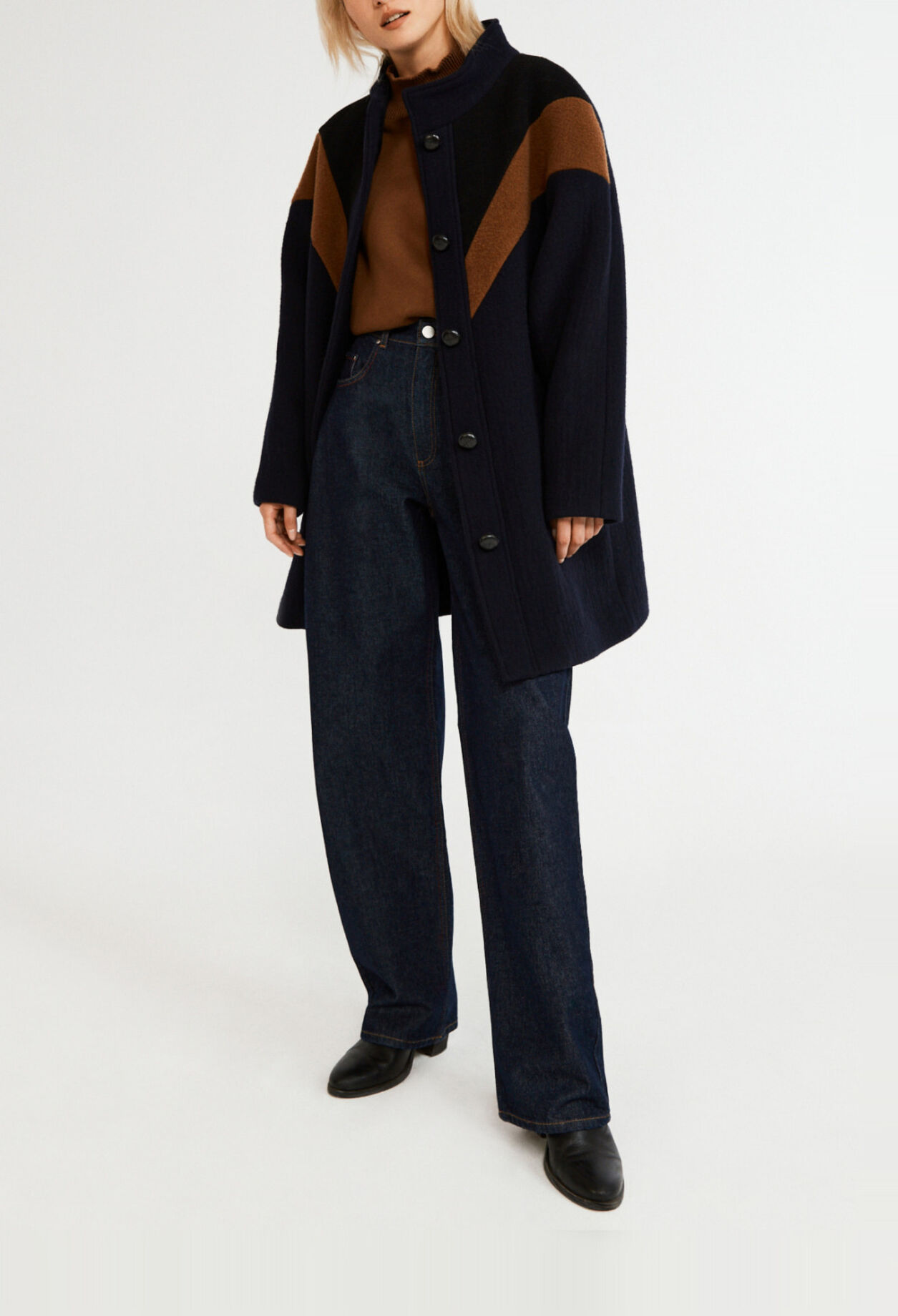 Mid-length wool coat