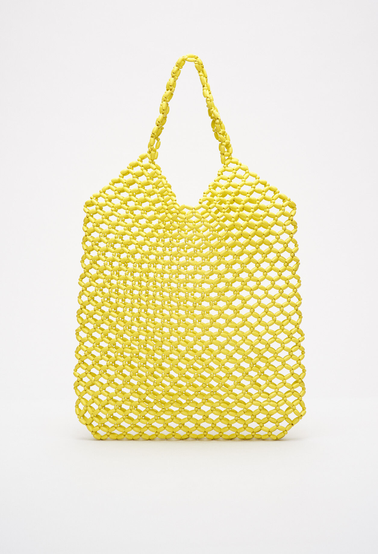 Bag with wooden beads