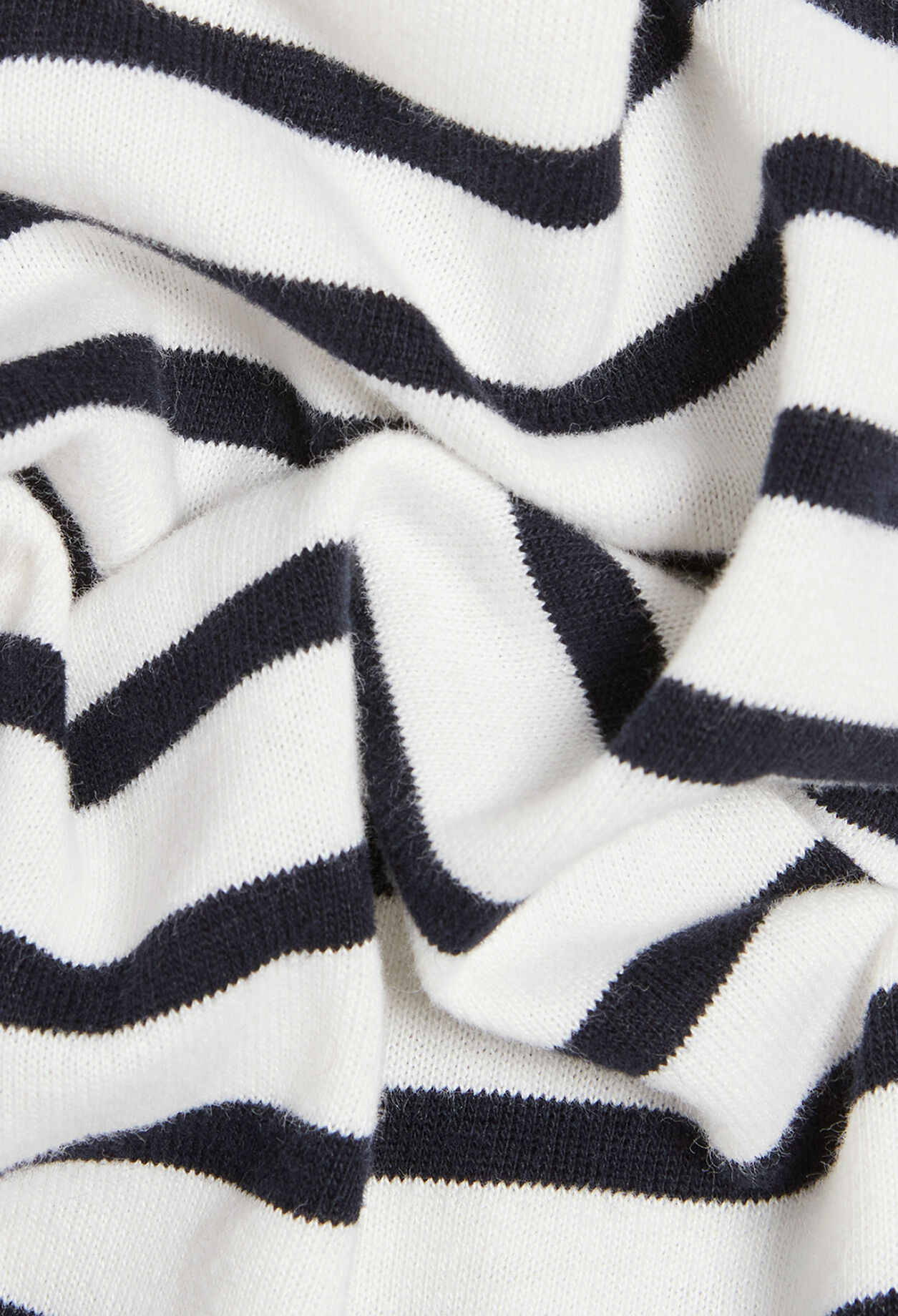 T-shirt with long viscose sleeves