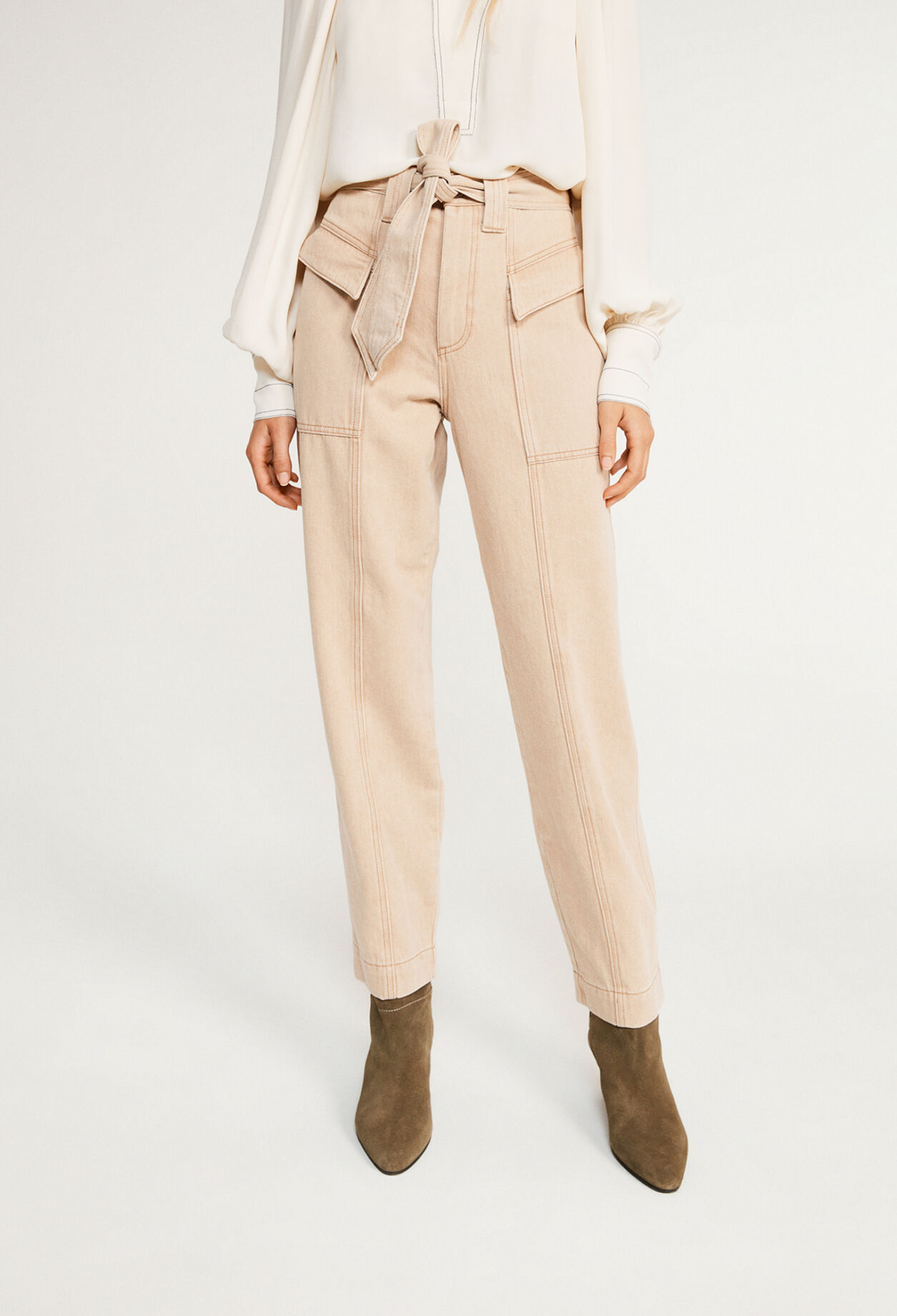 Slightly baggy straight-cut jeans Slightly baggy straight-cut jeans