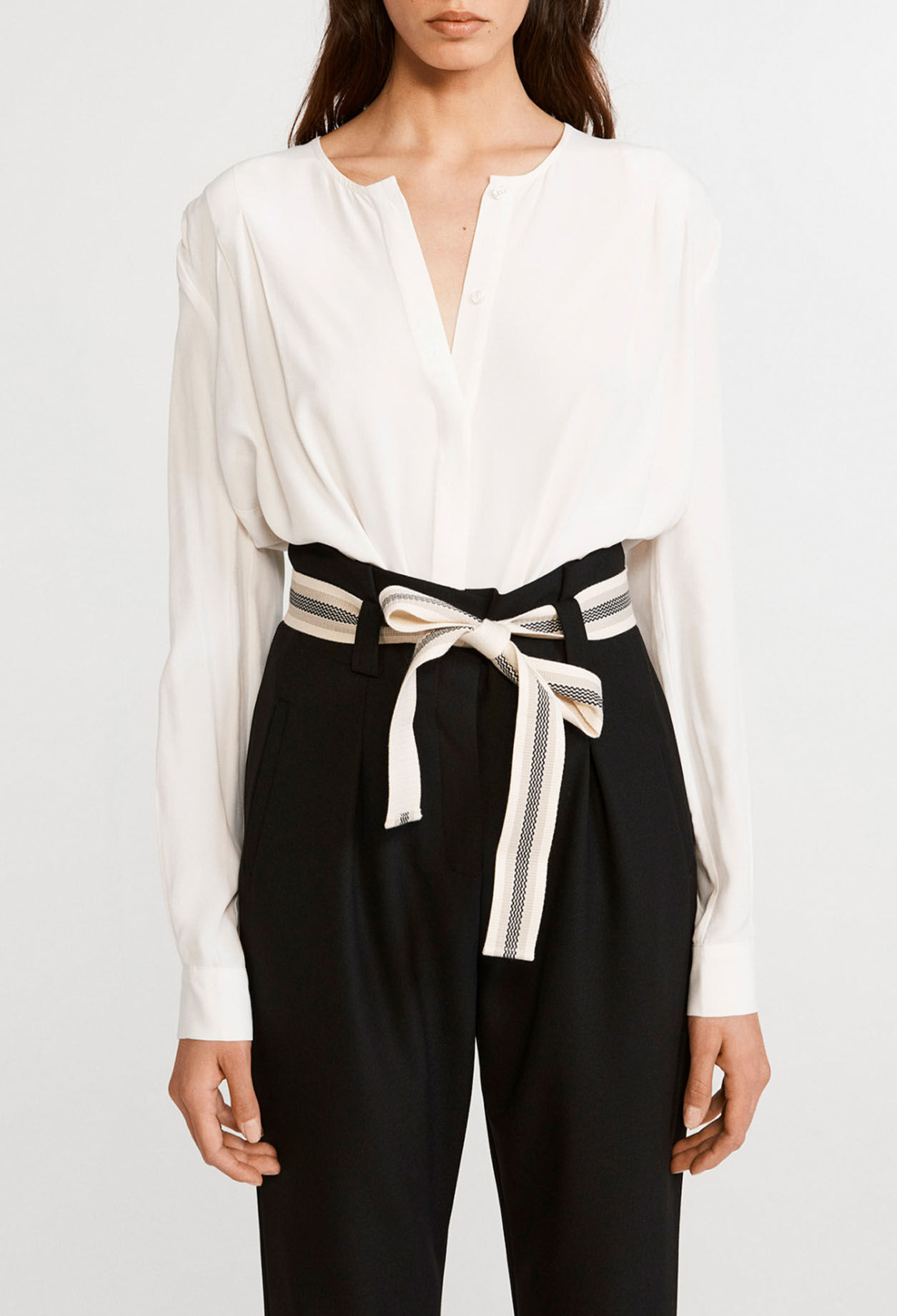 Straight blouse Straight blouse