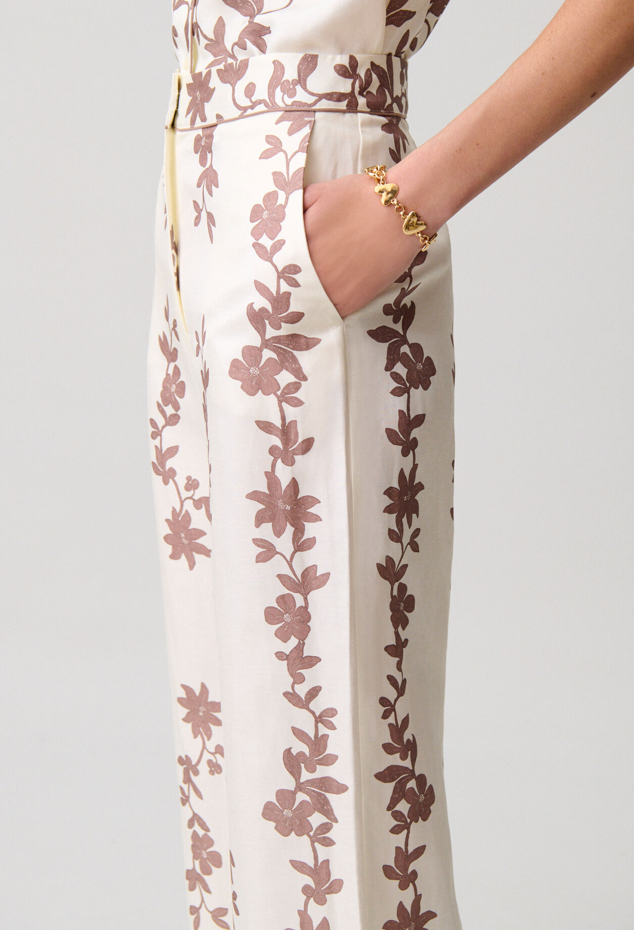 Floral wide-leg trousers