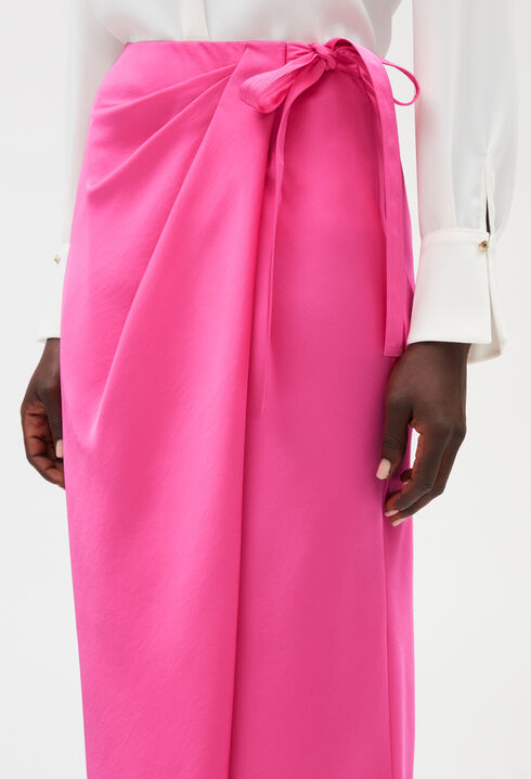 Pink mid-length tie dress