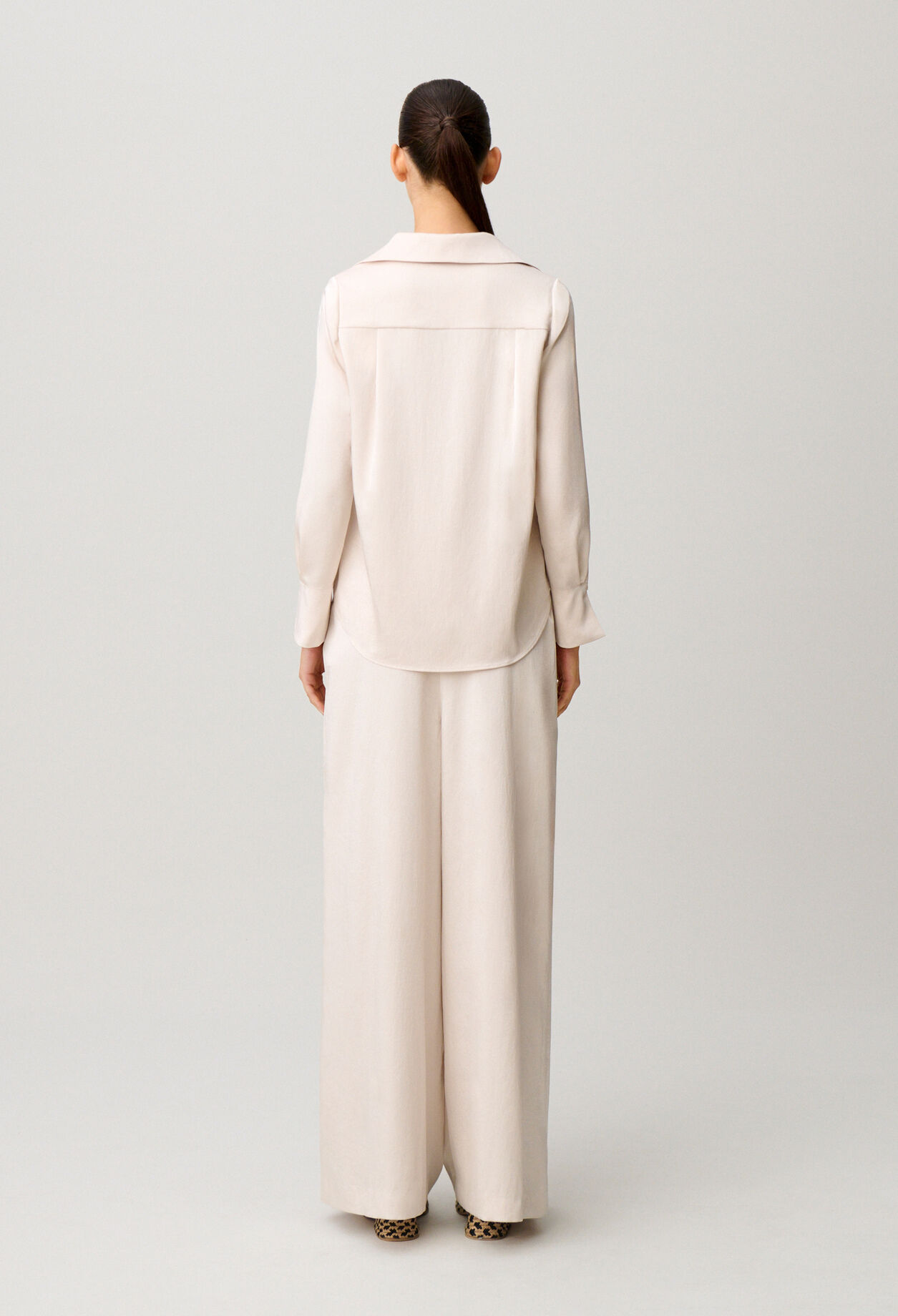 Collared flowy blouse