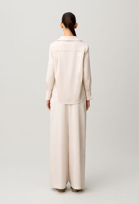 Collared flowy blouse