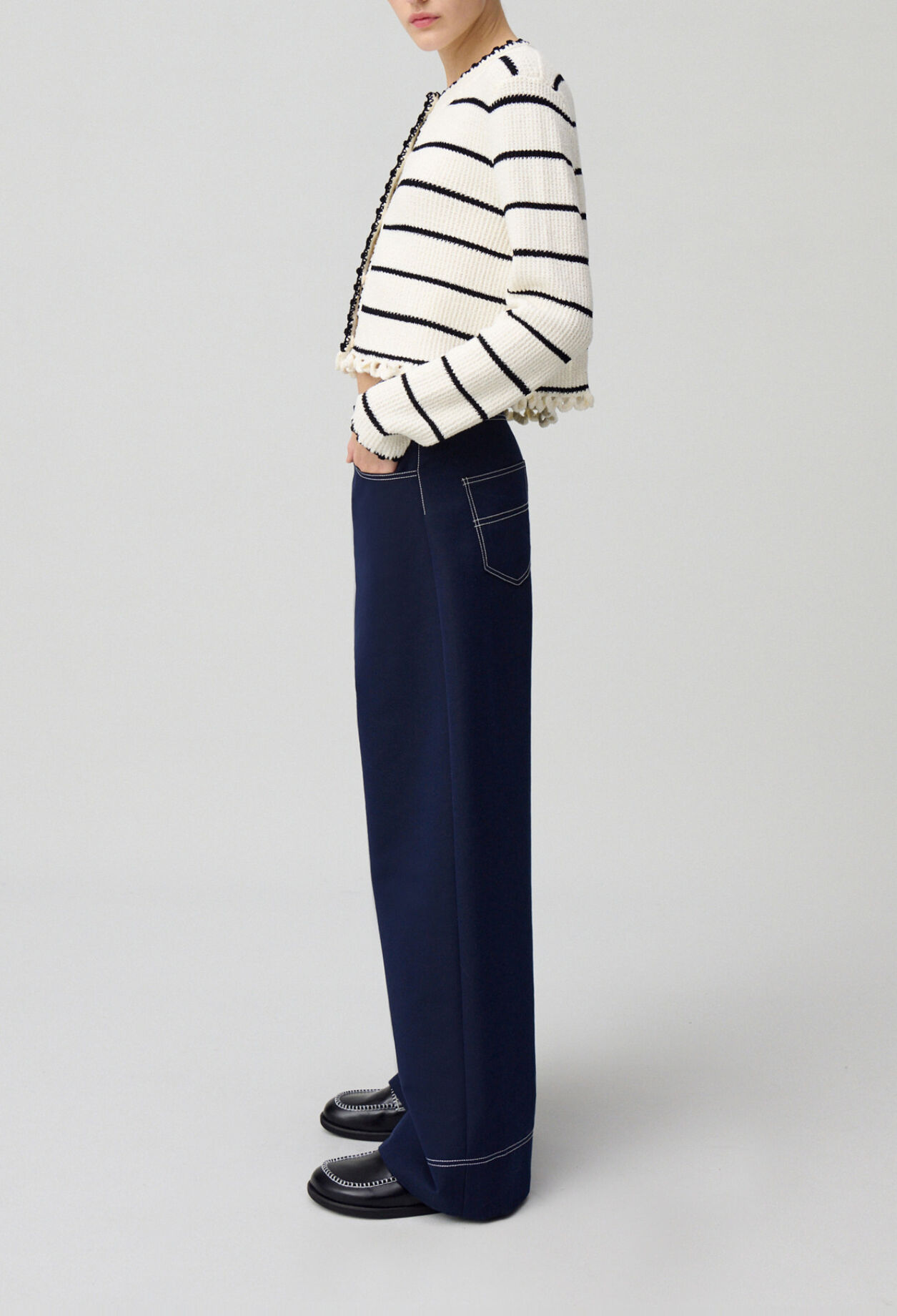 Wide-leg trousers with hems
