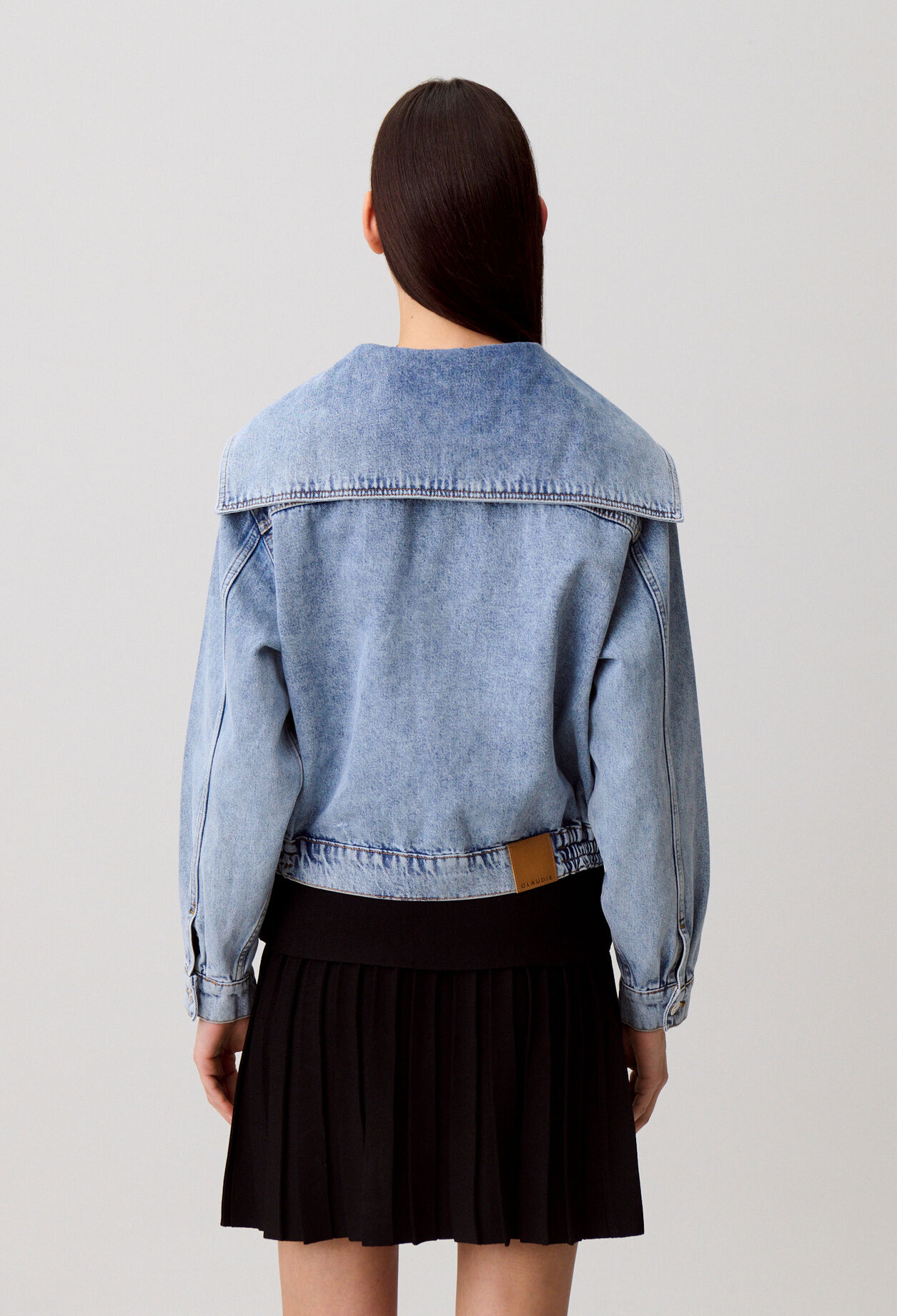 Contrast stitch denim jacket