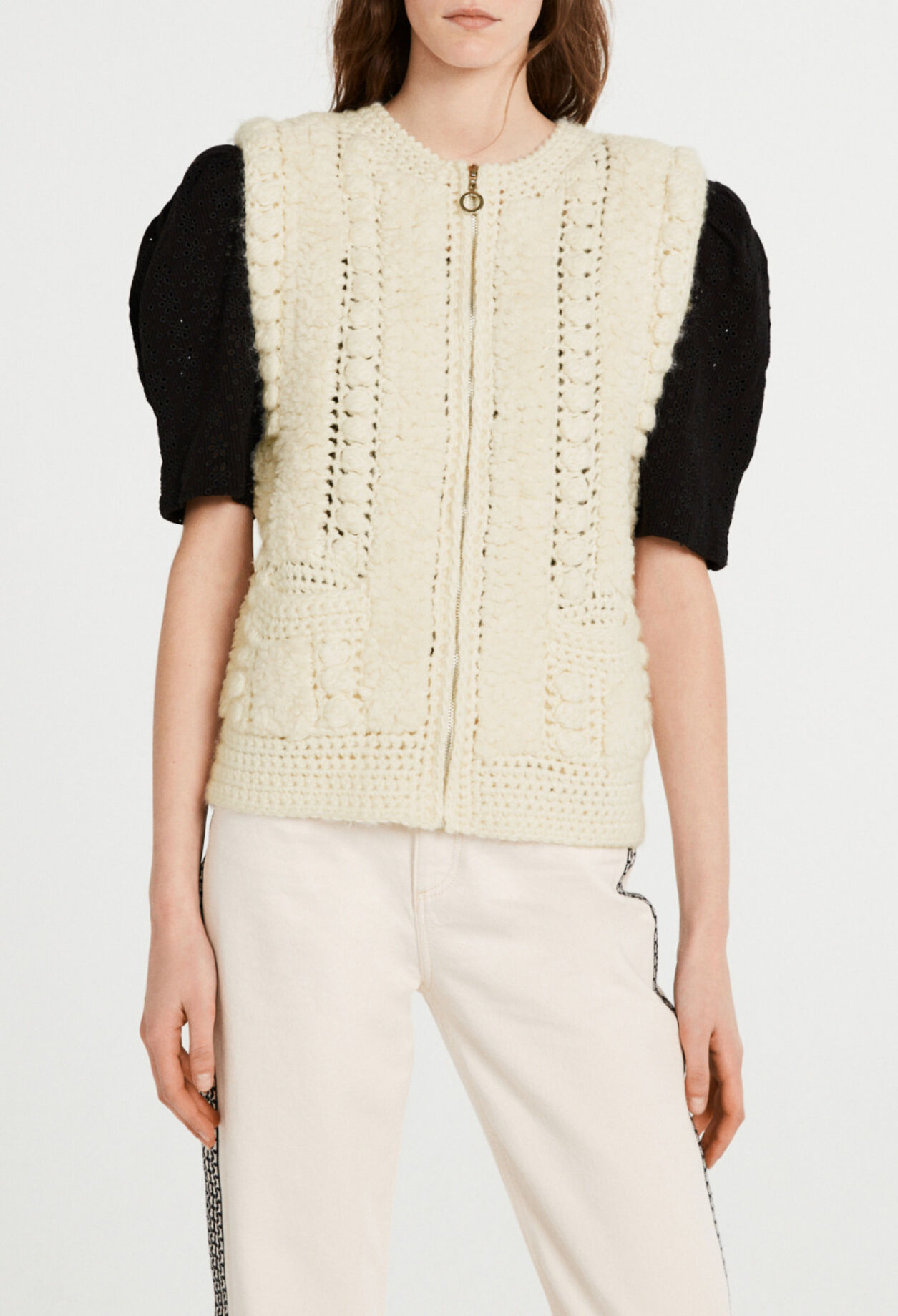 Sleeveless cardigan
