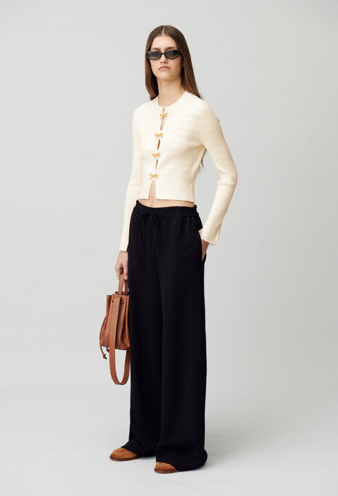 Thin knit jumper with bows