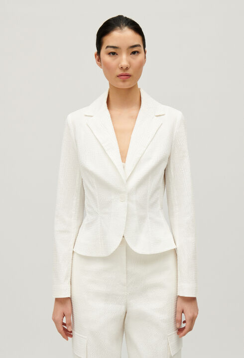 White slim-fit suit jacket