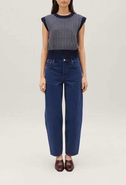 Sleeveless stripy knit jumper