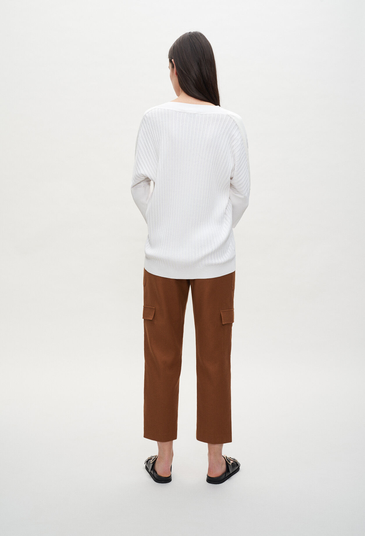 Buttoned jumper with mid-length sleeves Buttoned jumper with mid-length sleeves