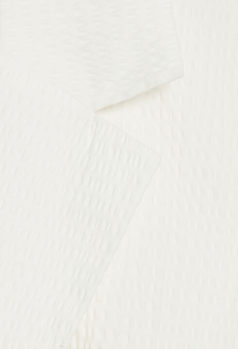 White slim-fit suit jacket