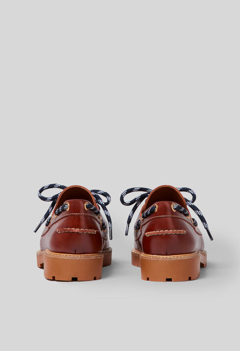Leather boat shoes