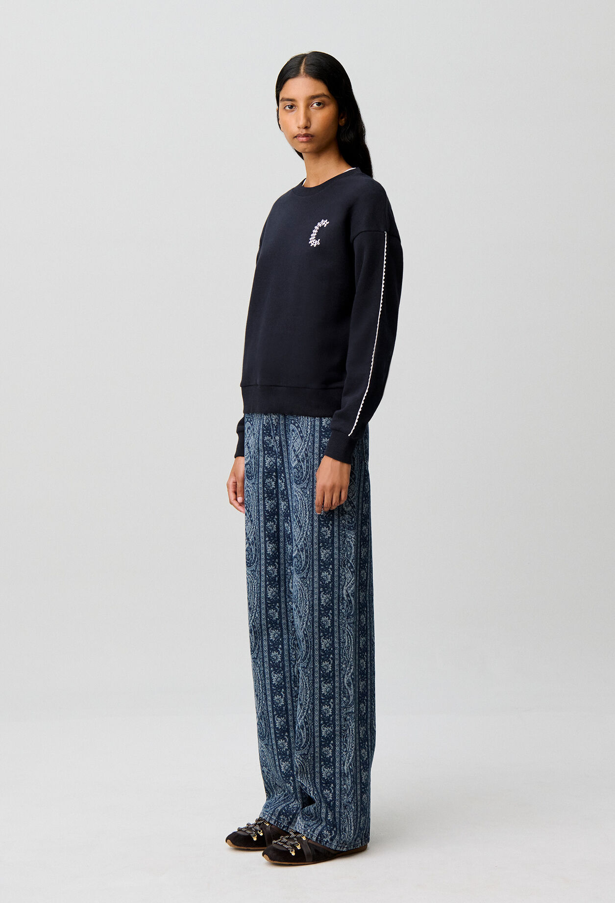 Casual organic cotton C sweatshirt
