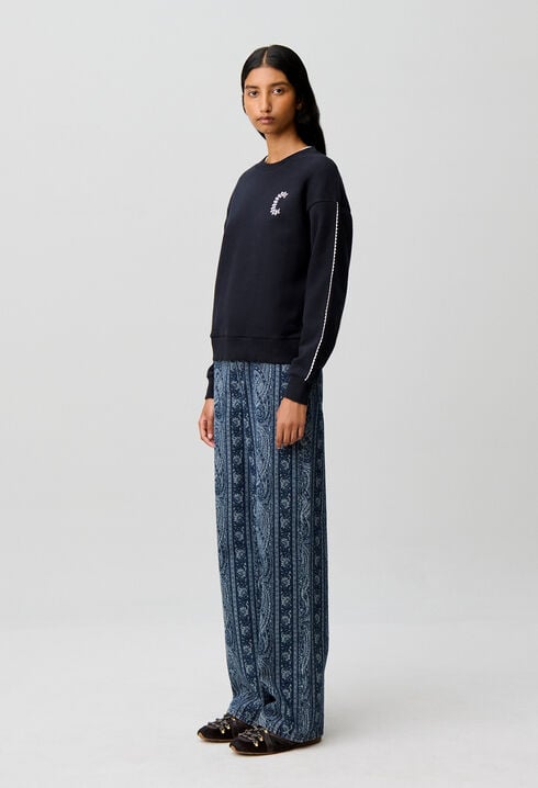 Casual organic cotton C sweatshirt