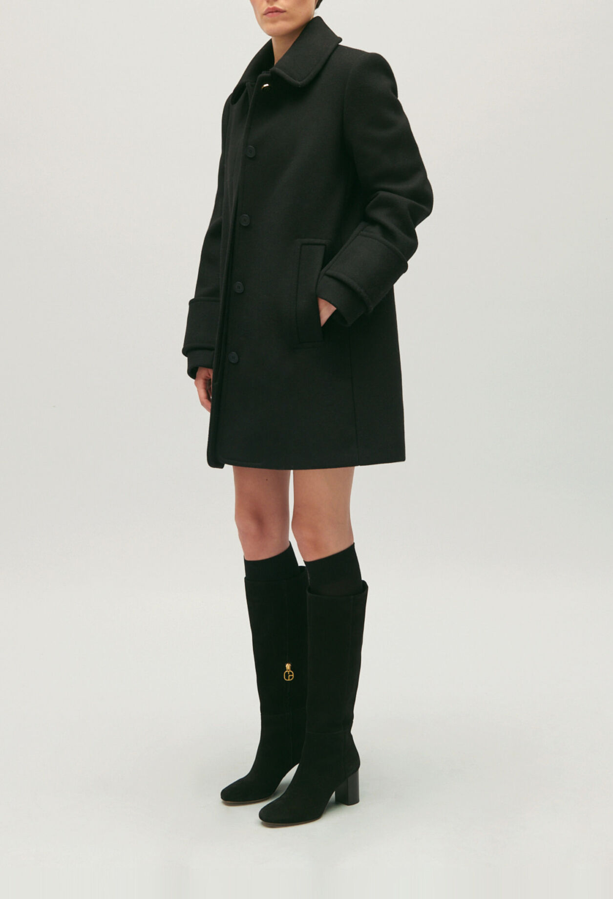 Peter Pan collared coat