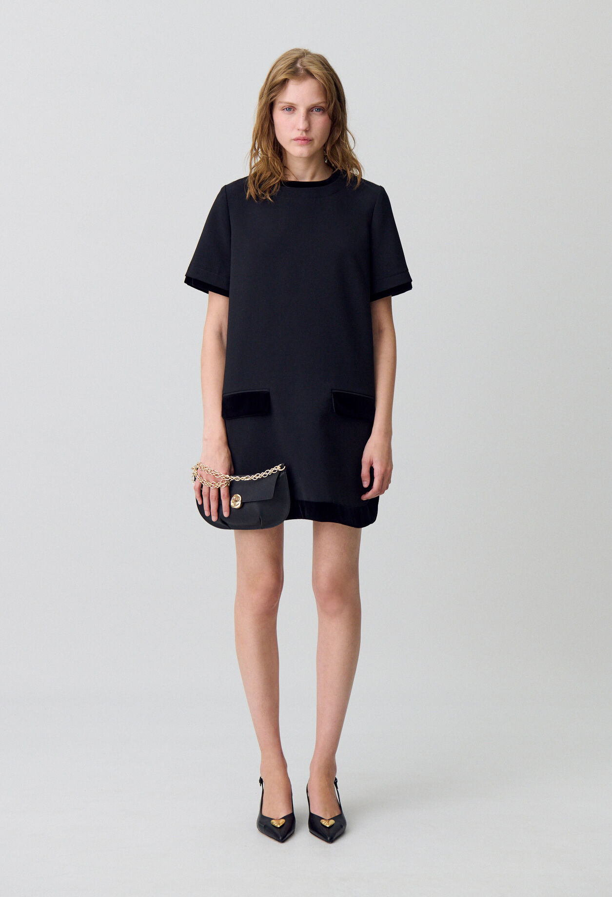 Short velvet dress Short velvet dress
