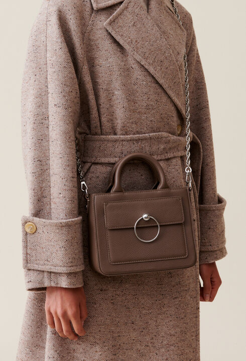 Anouck grained leather chain bag