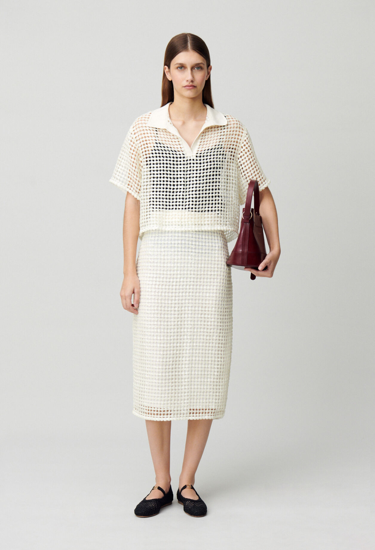 Short-sleeved crochet top