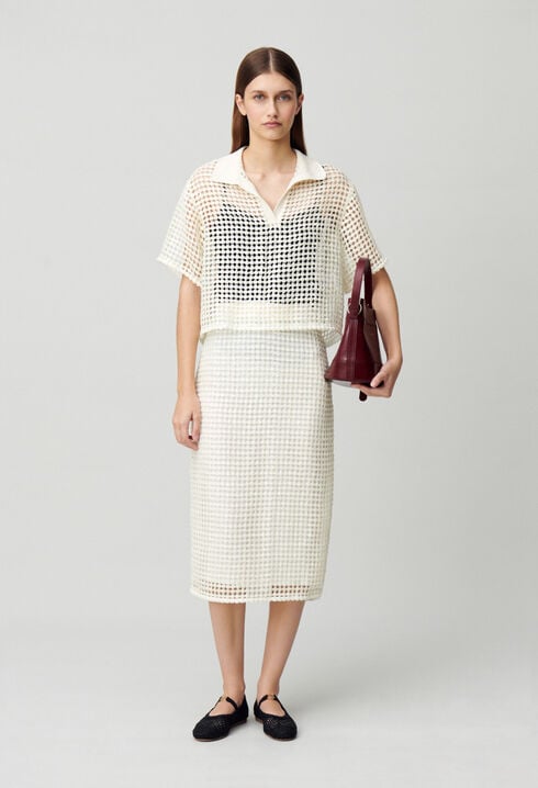 Short-sleeved crochet top