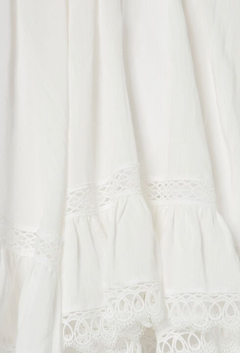 Short lace skirt