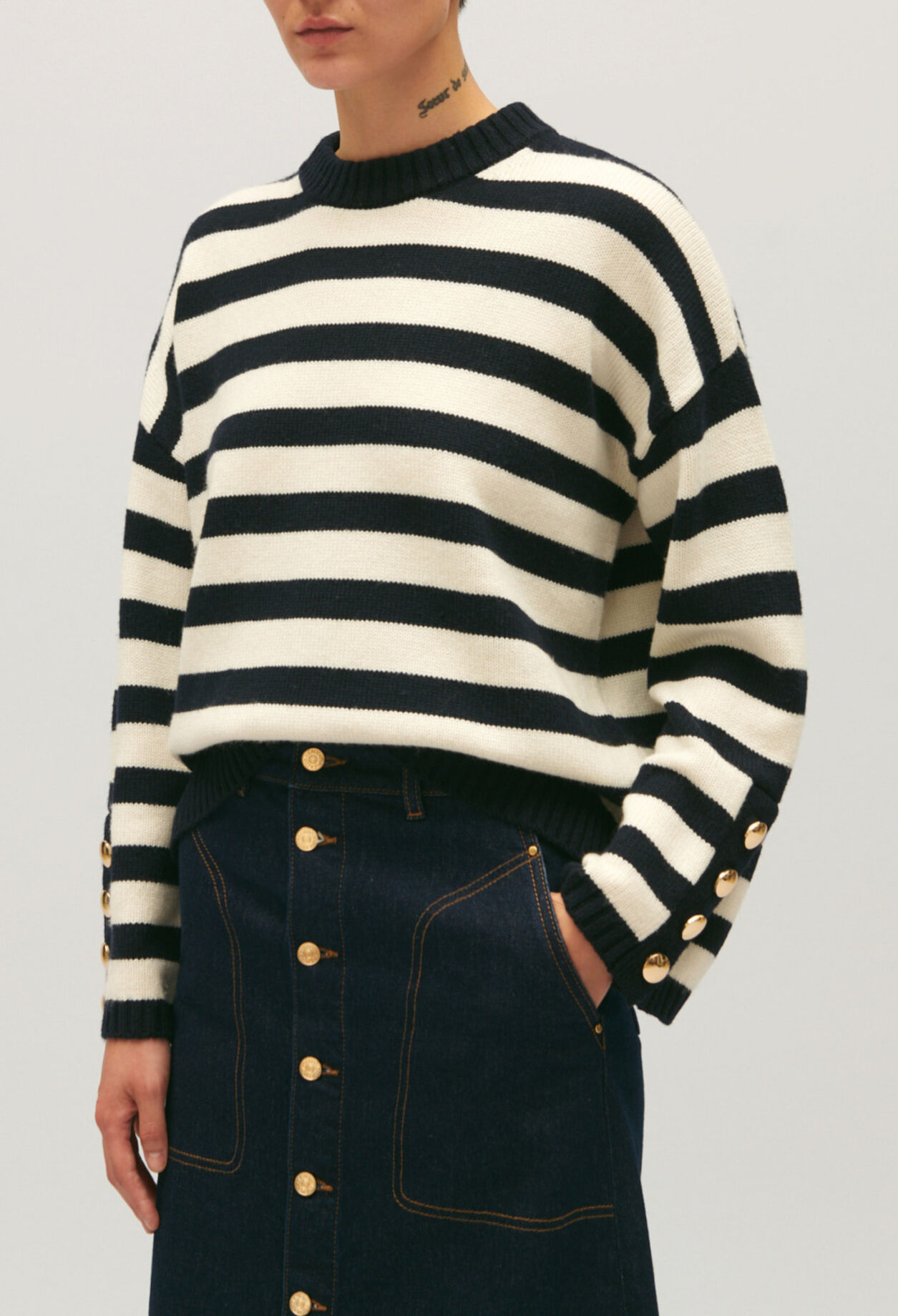 Two-tone oversized jumper