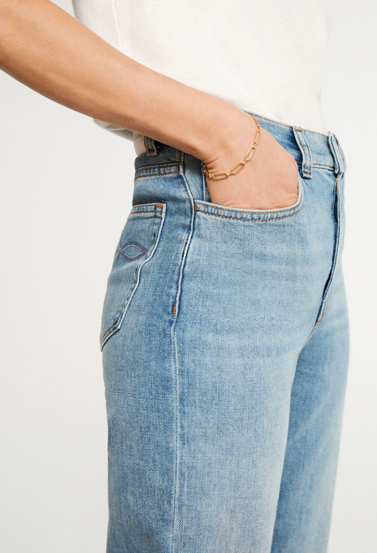 Large gold link bracelet Large gold link bracelet