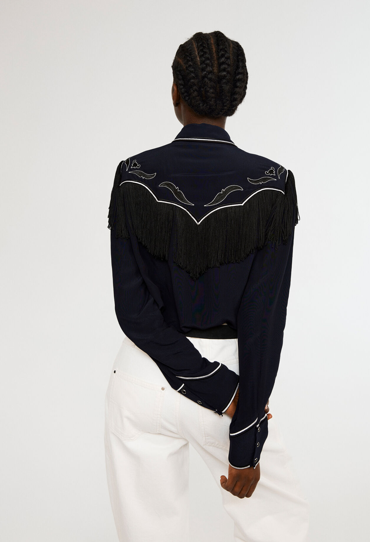 Long-sleeved top with classic collar