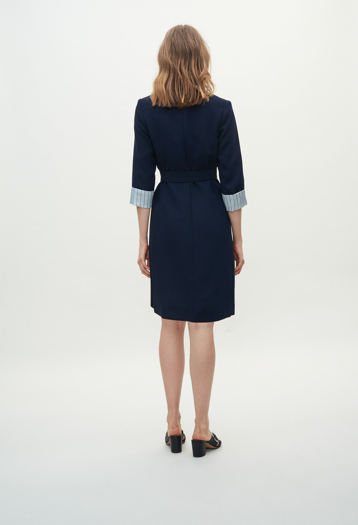 Dress with contrasting cuffs Dress with contrasting cuffs