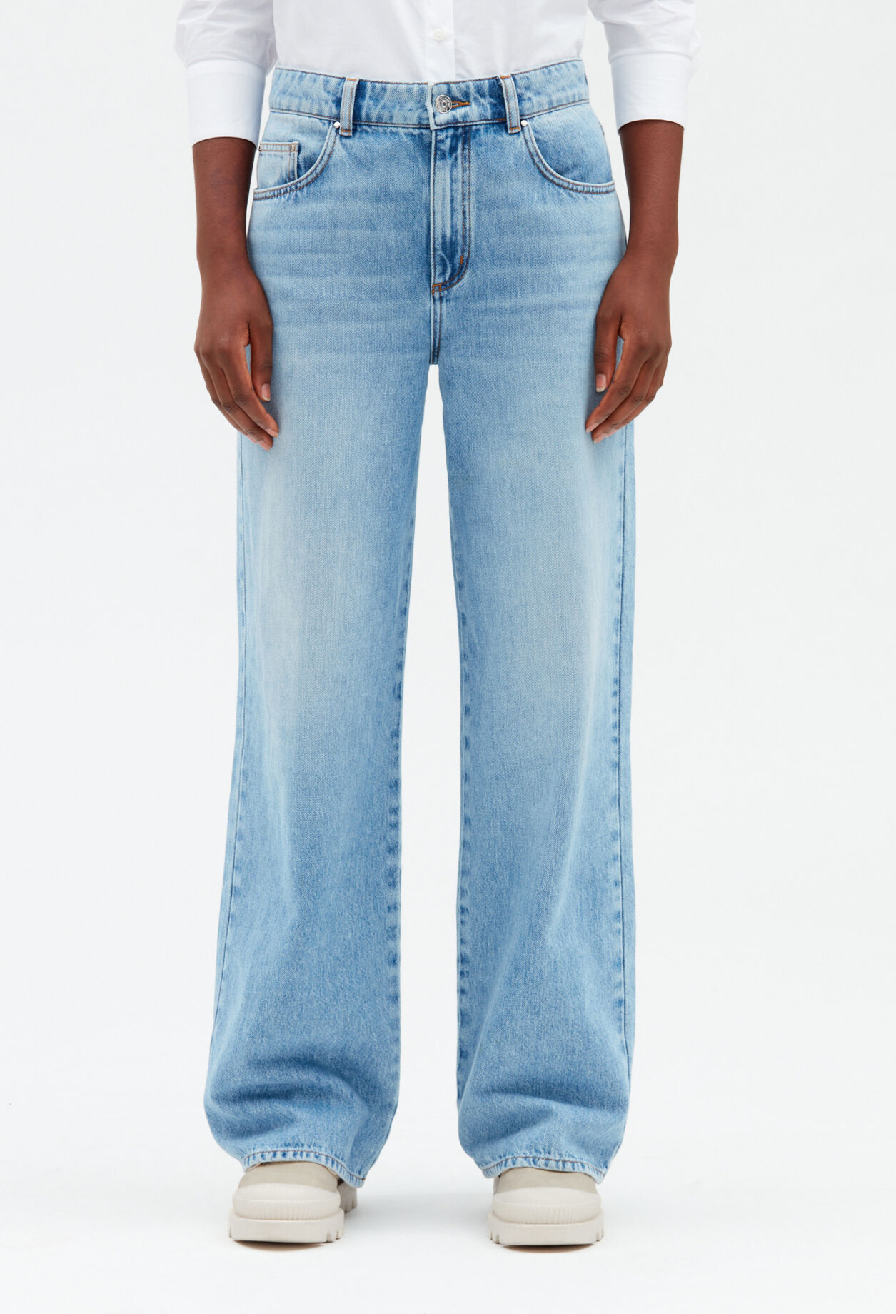 Wide leg faded jeans Wide leg faded jeans