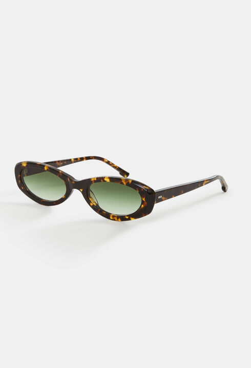 Oval sunglasses