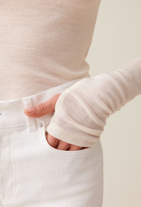 Wool top with high neck