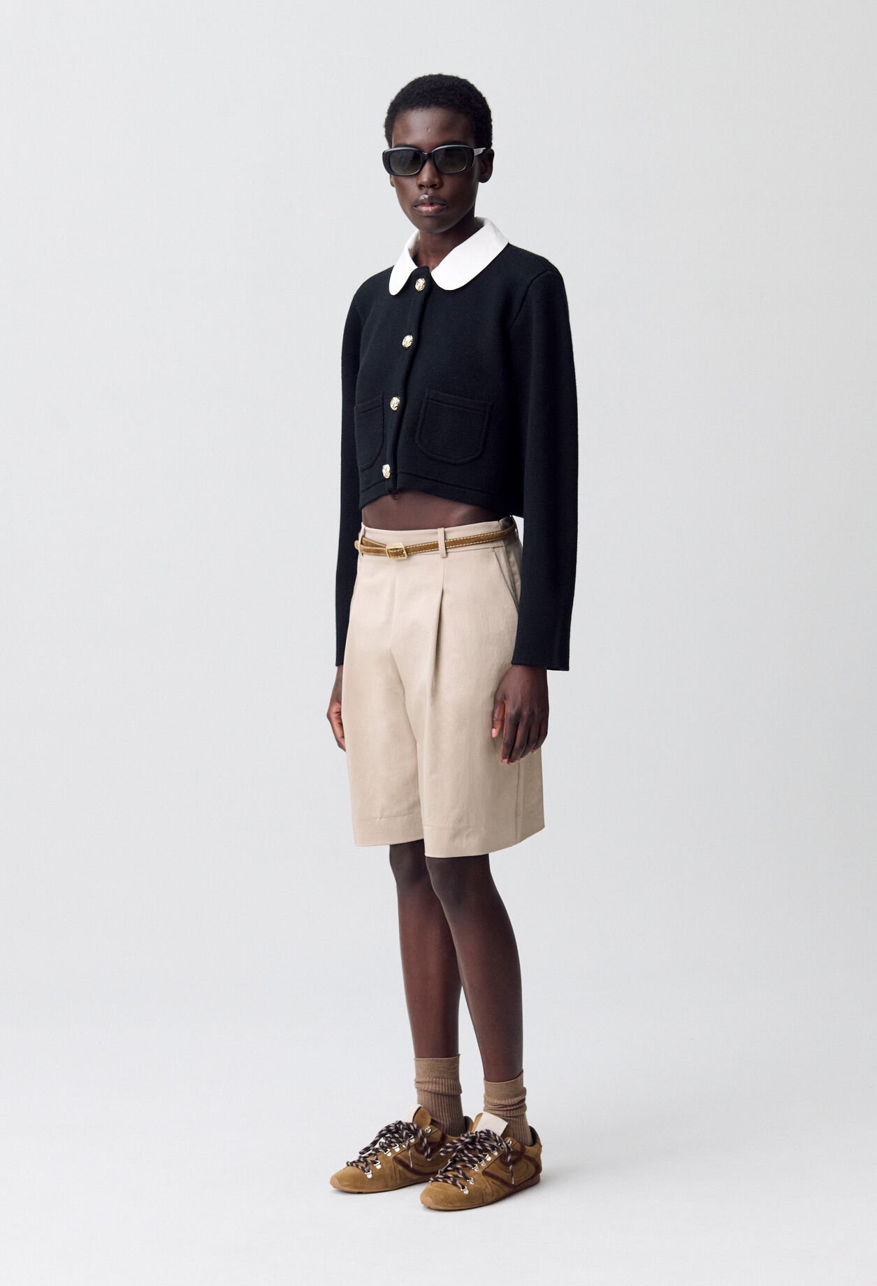 Short cardigan removable collar