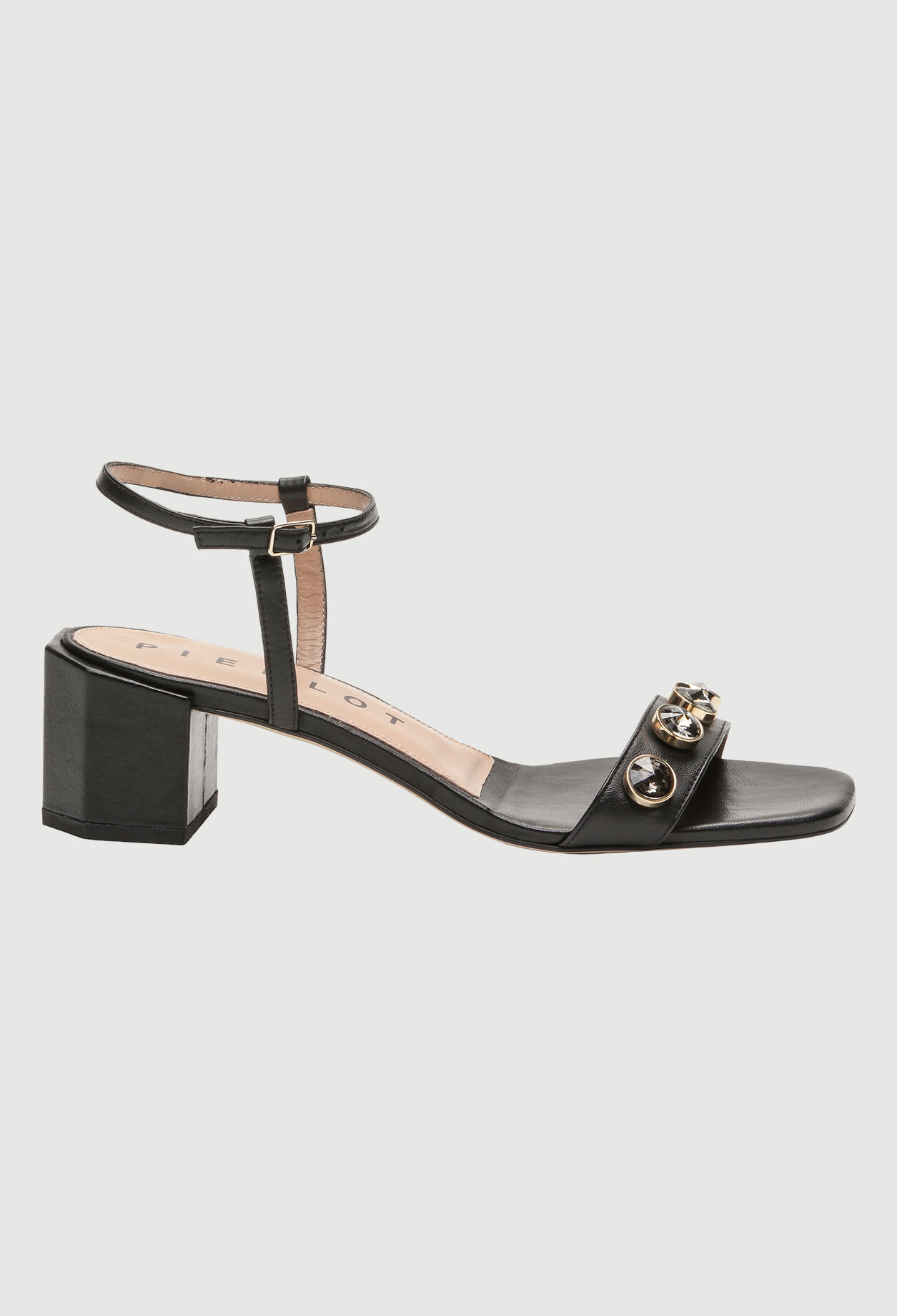 Summer sandals with square heels Summer sandals with square heels