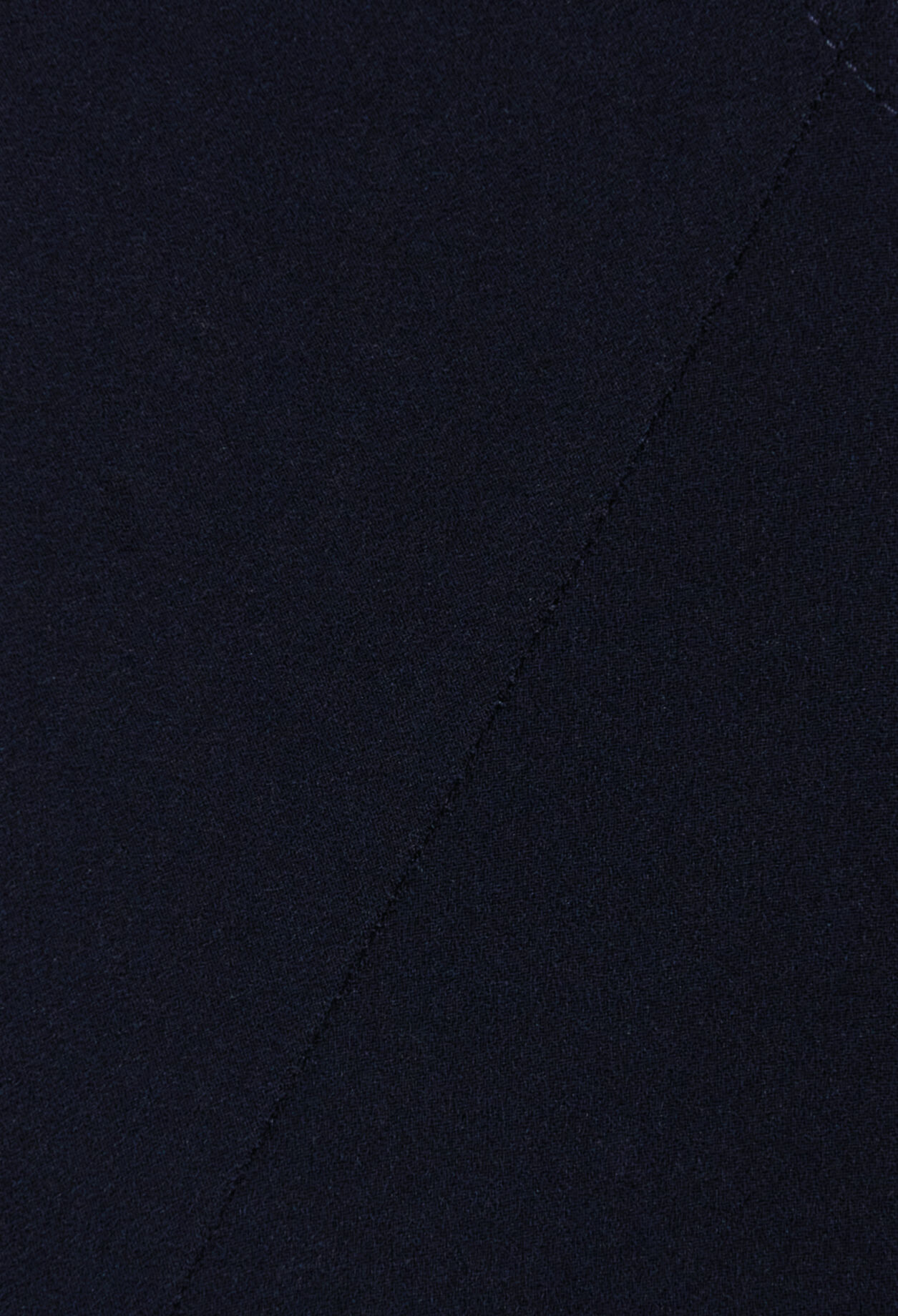 Navy short-sleeved top