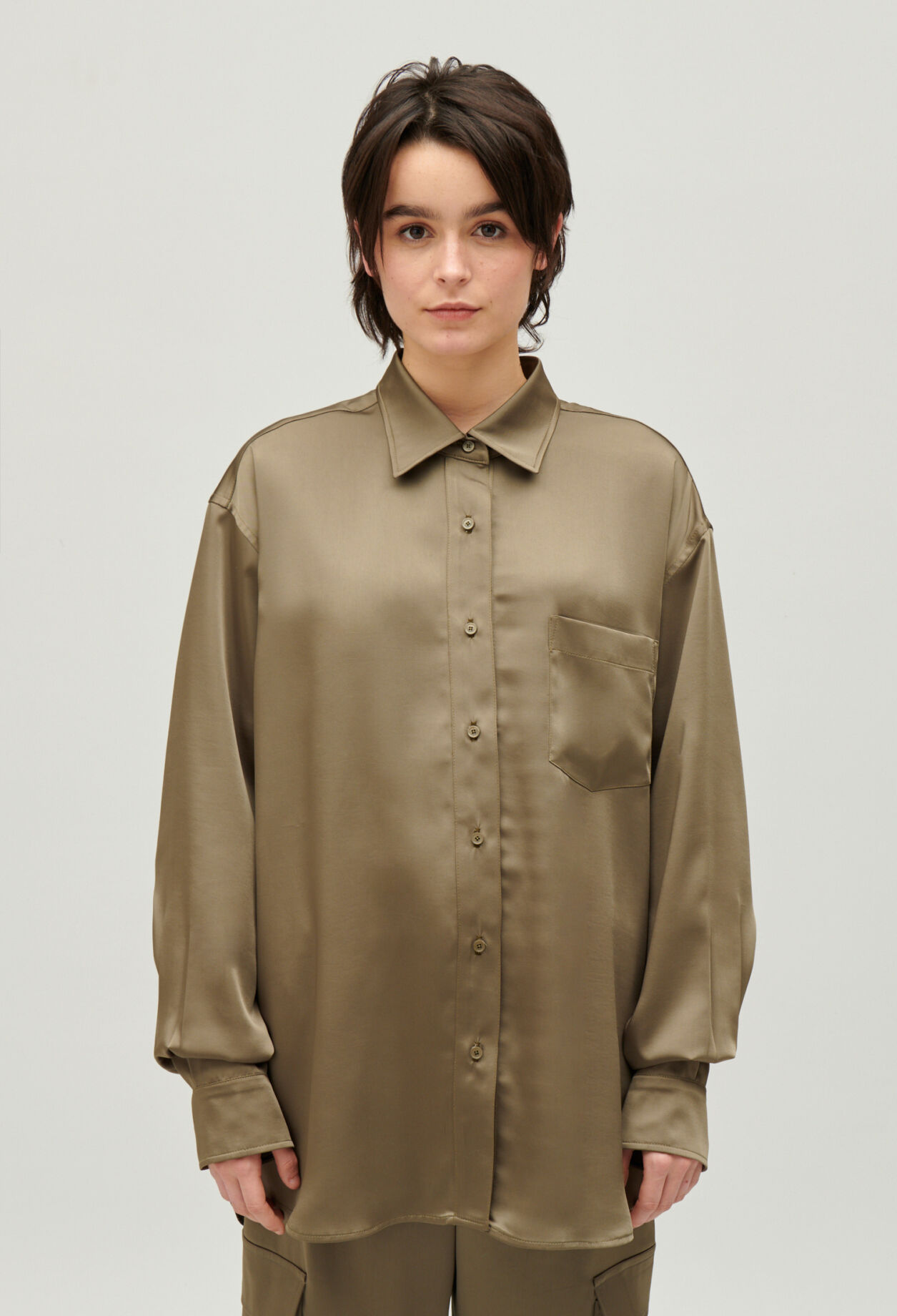 Loose-fit khaki satin-effect shirt