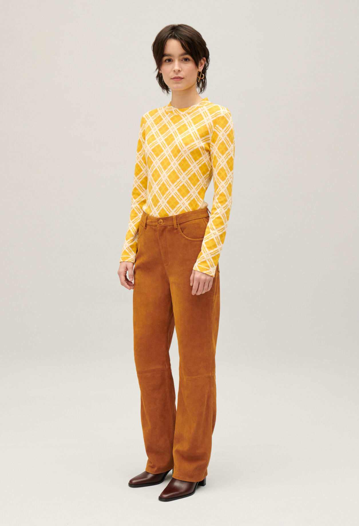 Dark beige suede leather trousers