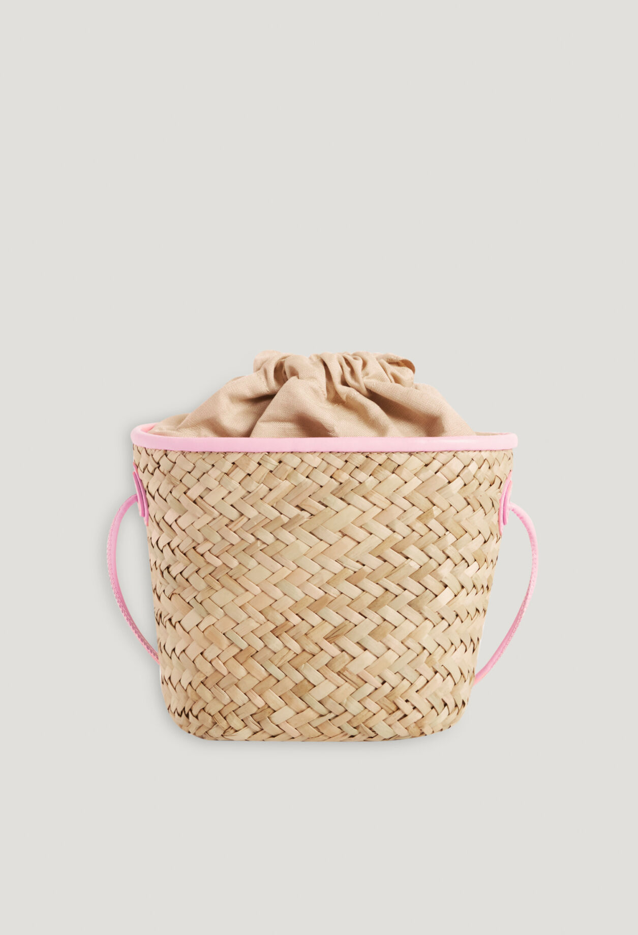 Small straw basket